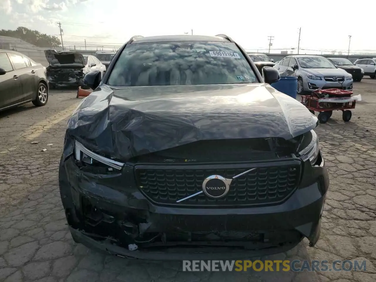 5 Photograph of a damaged car YV4L12UK5R2356380 VOLVO XC40 CORE 2024