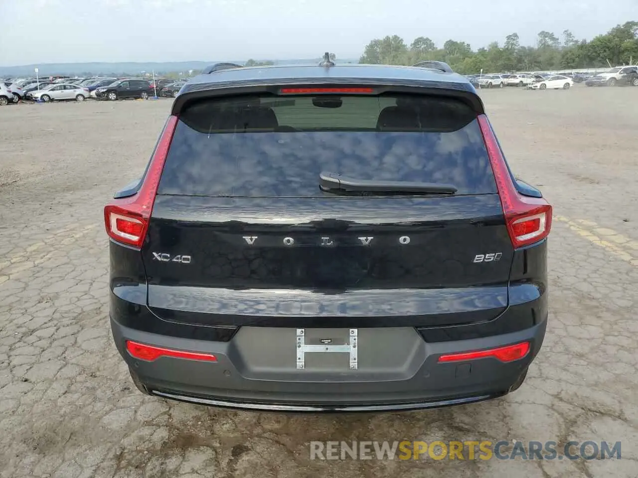 6 Photograph of a damaged car YV4L12UK5R2356380 VOLVO XC40 CORE 2024