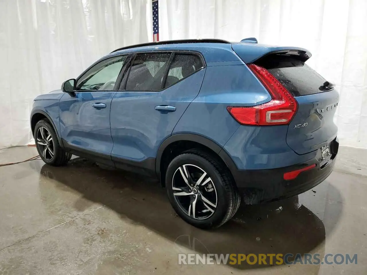 2 Photograph of a damaged car YV4L12UK6R2332296 VOLVO XC40 CORE 2024