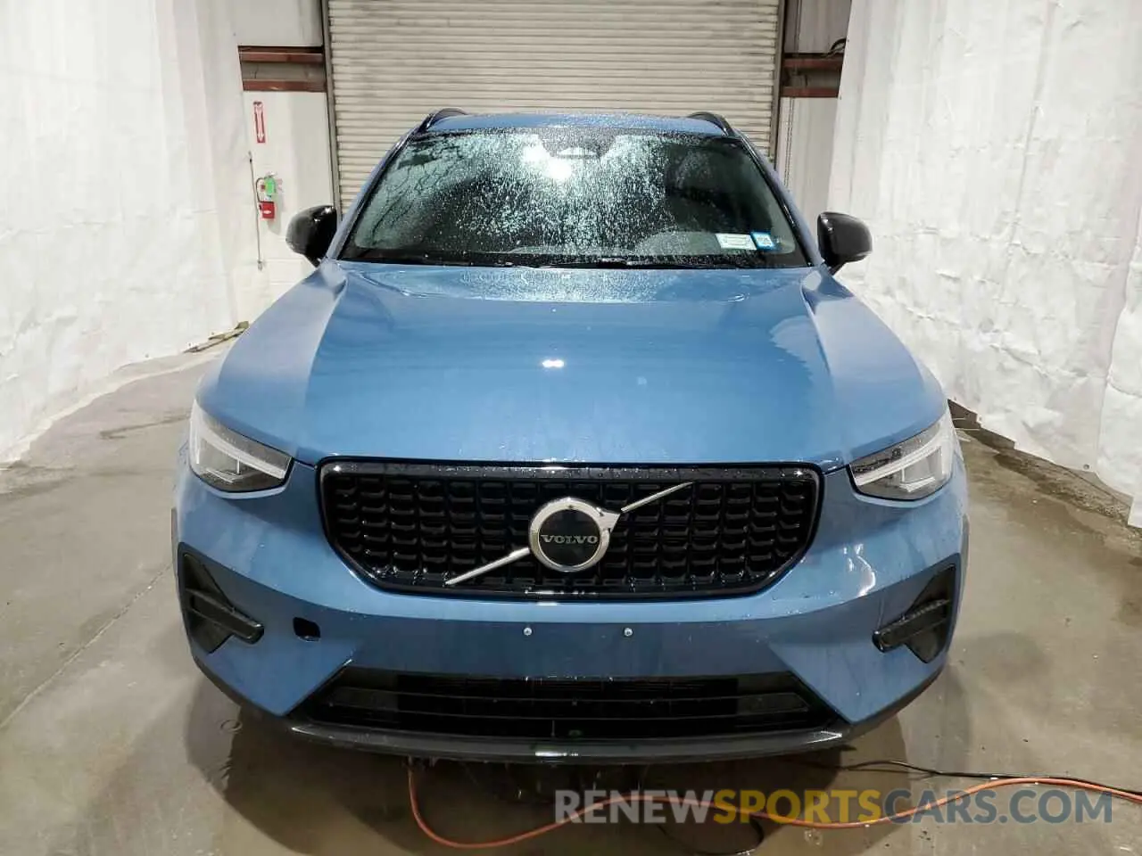 5 Photograph of a damaged car YV4L12UK6R2332296 VOLVO XC40 CORE 2024