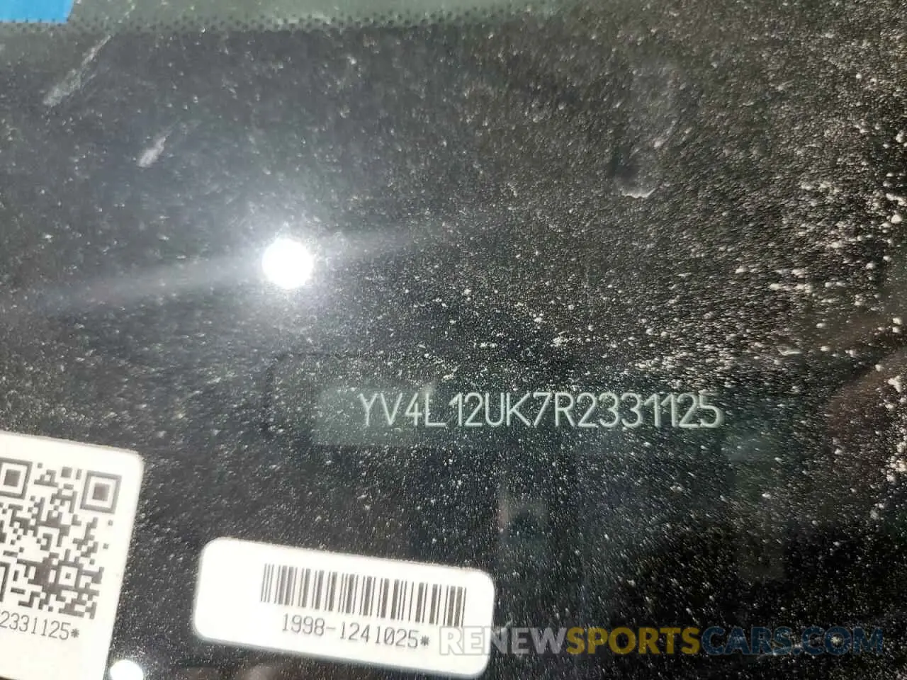 13 Photograph of a damaged car YV4L12UK7R2331125 VOLVO XC40 CORE 2024