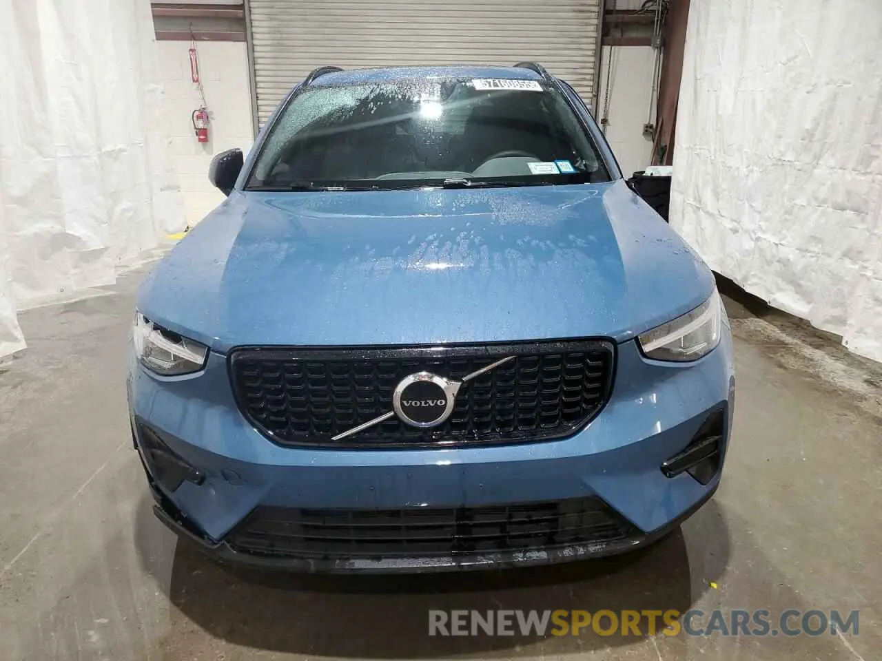 5 Photograph of a damaged car YV4L12UK7R2331125 VOLVO XC40 CORE 2024