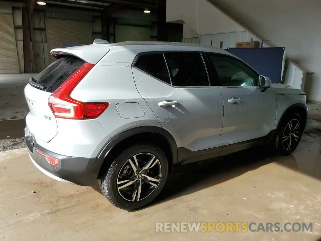 3 Photograph of a damaged car YV4L12UK7R2340102 VOLVO XC40 CORE 2024