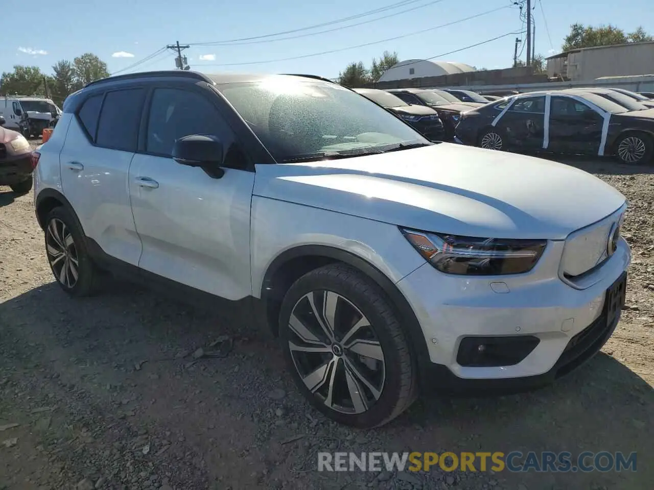 4 Photograph of a damaged car YV4ED3UR7N2703236 VOLVO XC40 P8 RE 2022