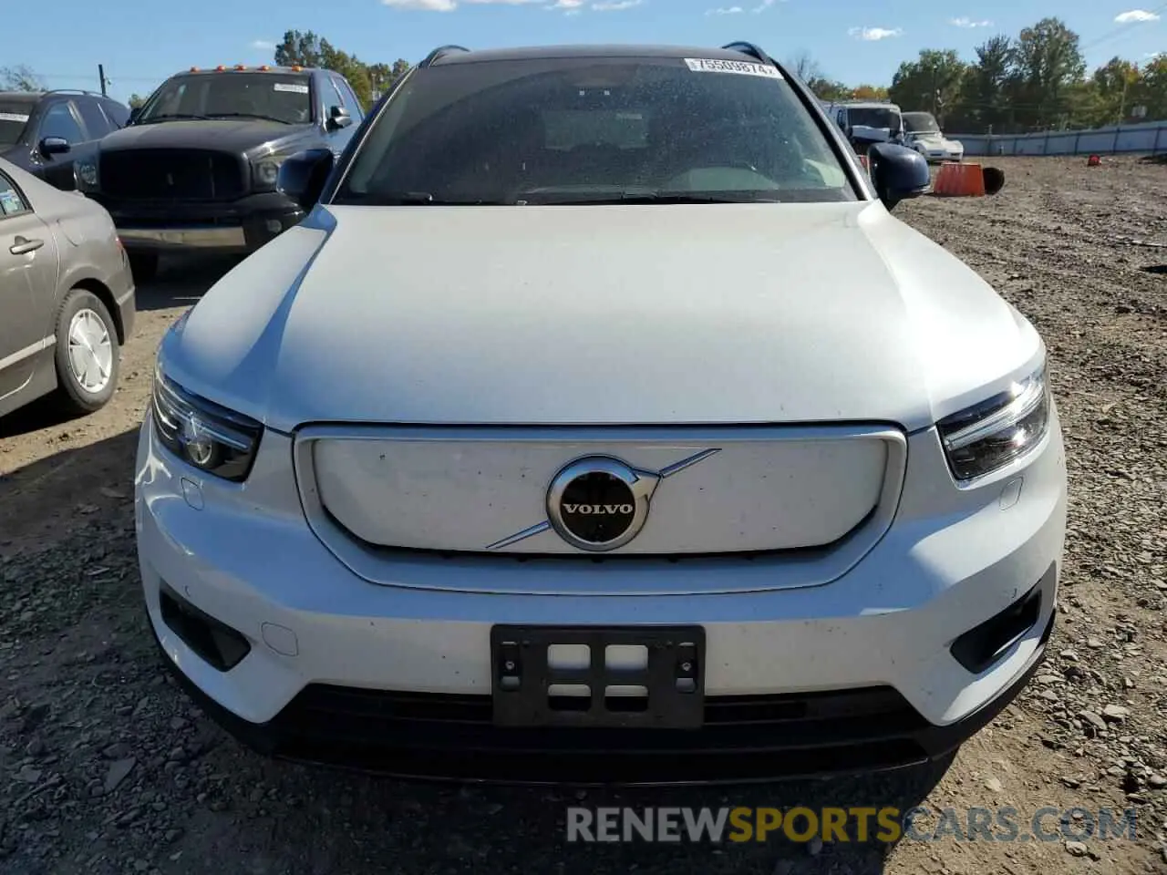 5 Photograph of a damaged car YV4ED3UR7N2703236 VOLVO XC40 P8 RE 2022