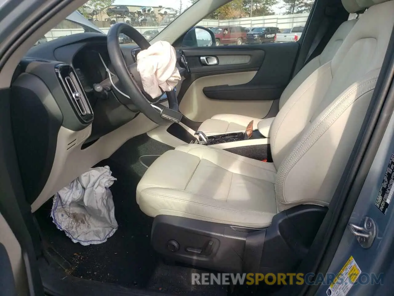 7 Photograph of a damaged car YV4K92HN6P2918177 VOLVO XC40 PLUS 2023