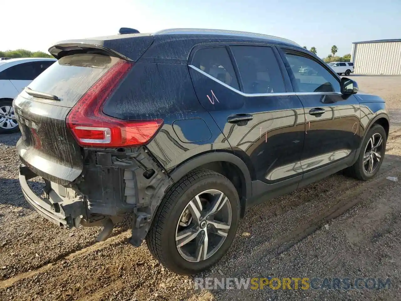 3 Photograph of a damaged car YV4L12UE4P2069944 VOLVO XC40 PLUS 2023