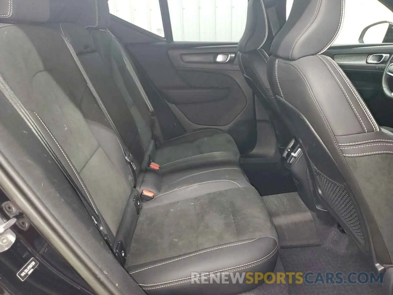 11 Photograph of a damaged car YV4L12UL4P2967328 VOLVO XC40 PLUS 2023