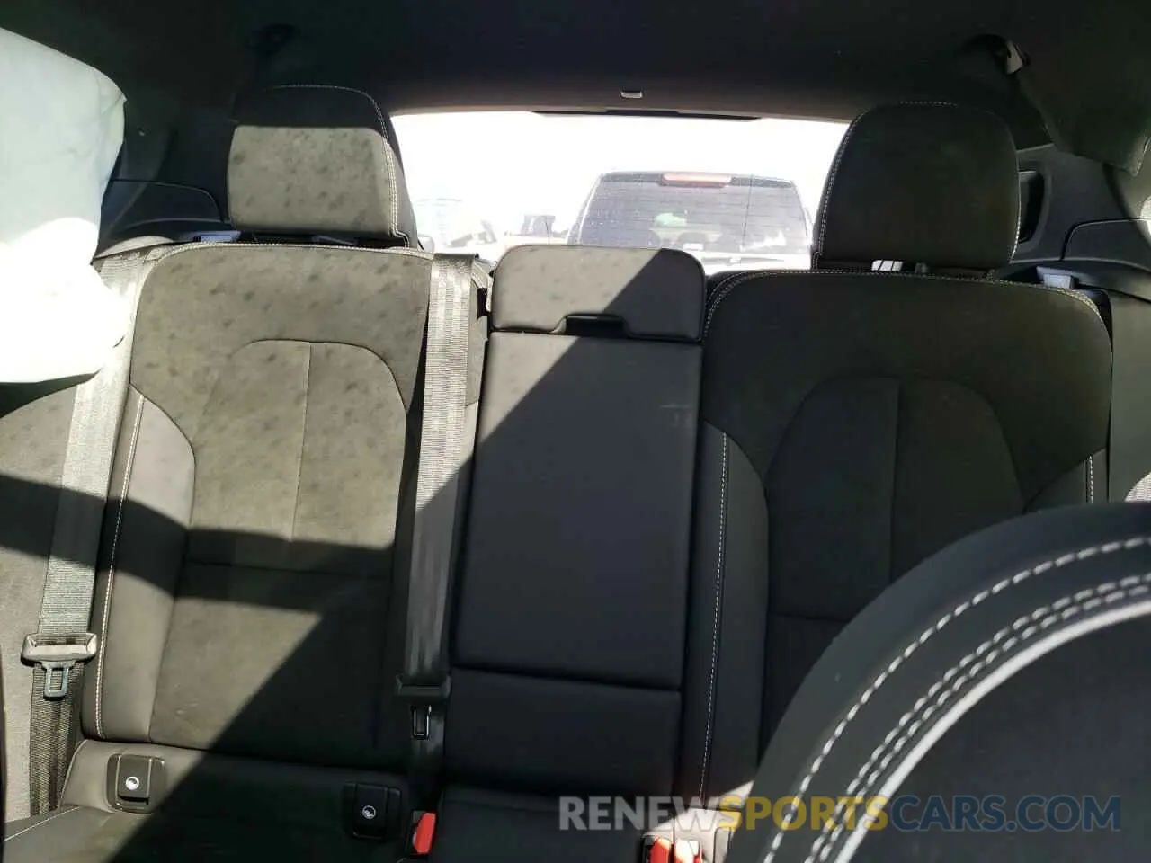 10 Photograph of a damaged car YV4L12UL5P2068610 VOLVO XC40 PLUS 2023