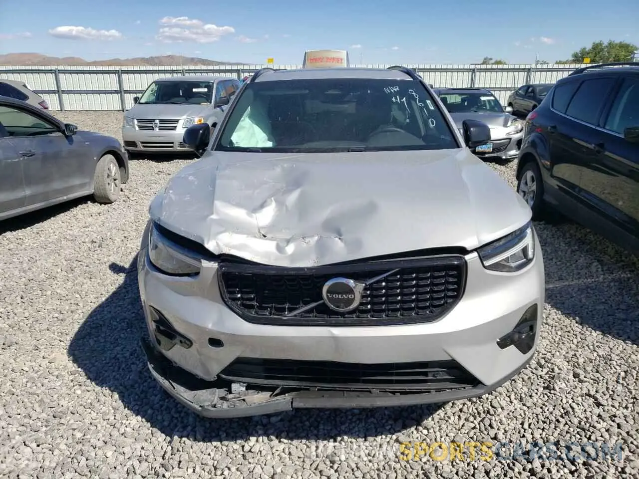 5 Photograph of a damaged car YV4L12UL5P2068610 VOLVO XC40 PLUS 2023