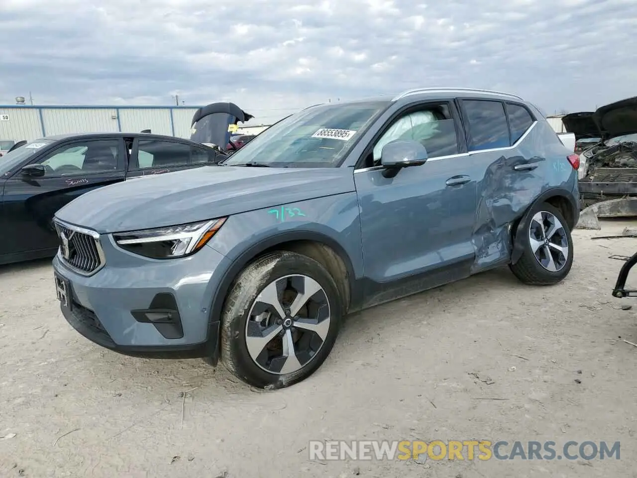 1 Photograph of a damaged car YV4L12UN5P2926949 VOLVO XC40 PLUS 2023