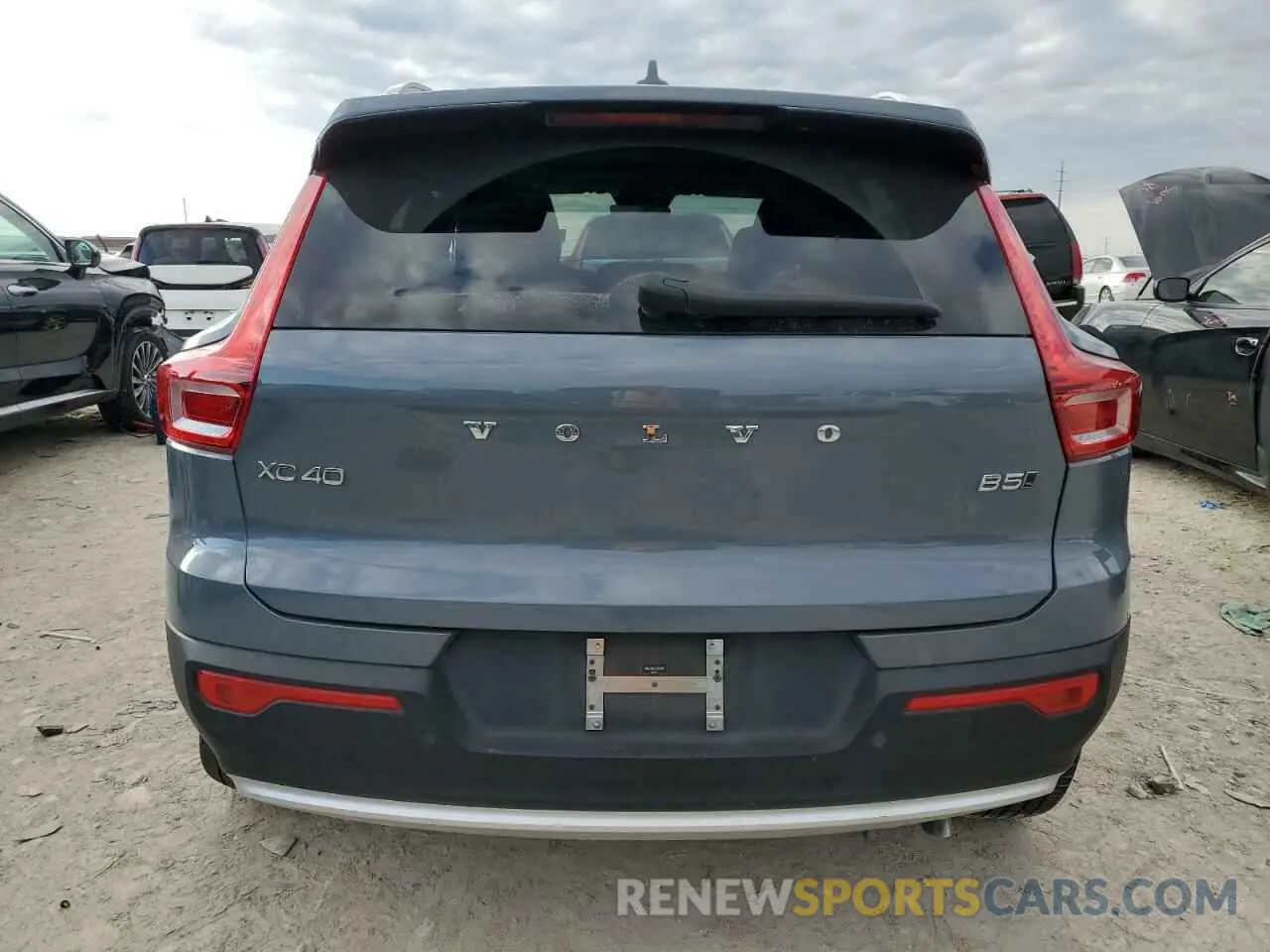 6 Photograph of a damaged car YV4L12UN5P2926949 VOLVO XC40 PLUS 2023