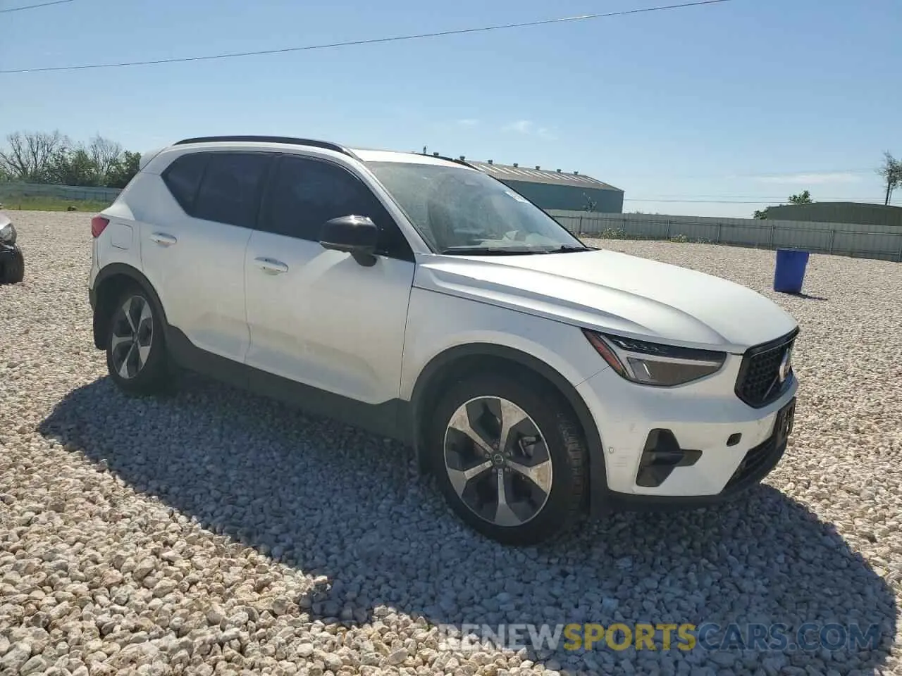 4 Photograph of a damaged car YV4L12UW1P2938640 VOLVO XC40 PLUS 2023