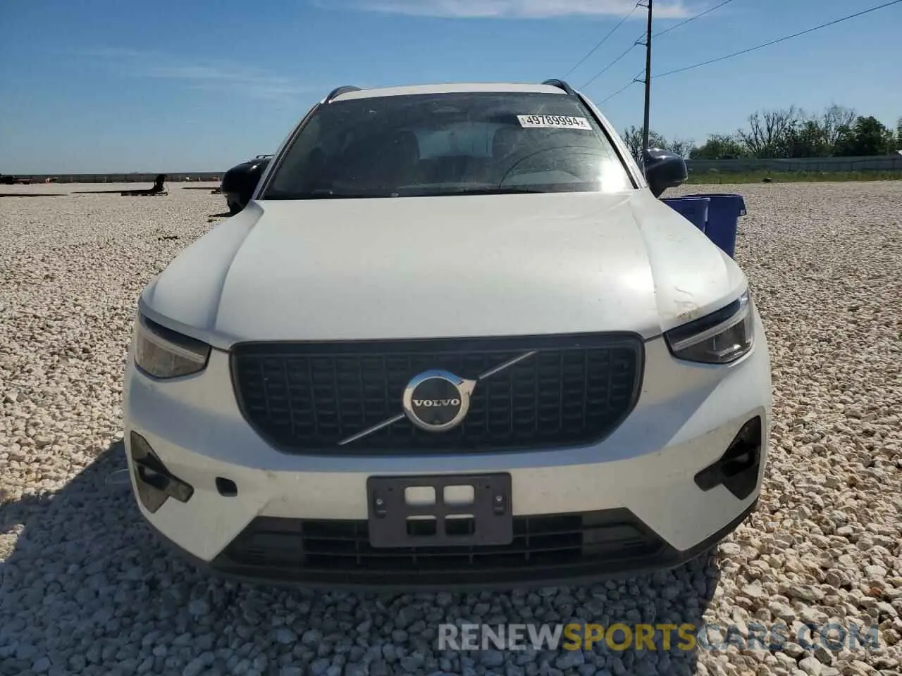 5 Photograph of a damaged car YV4L12UW1P2938640 VOLVO XC40 PLUS 2023