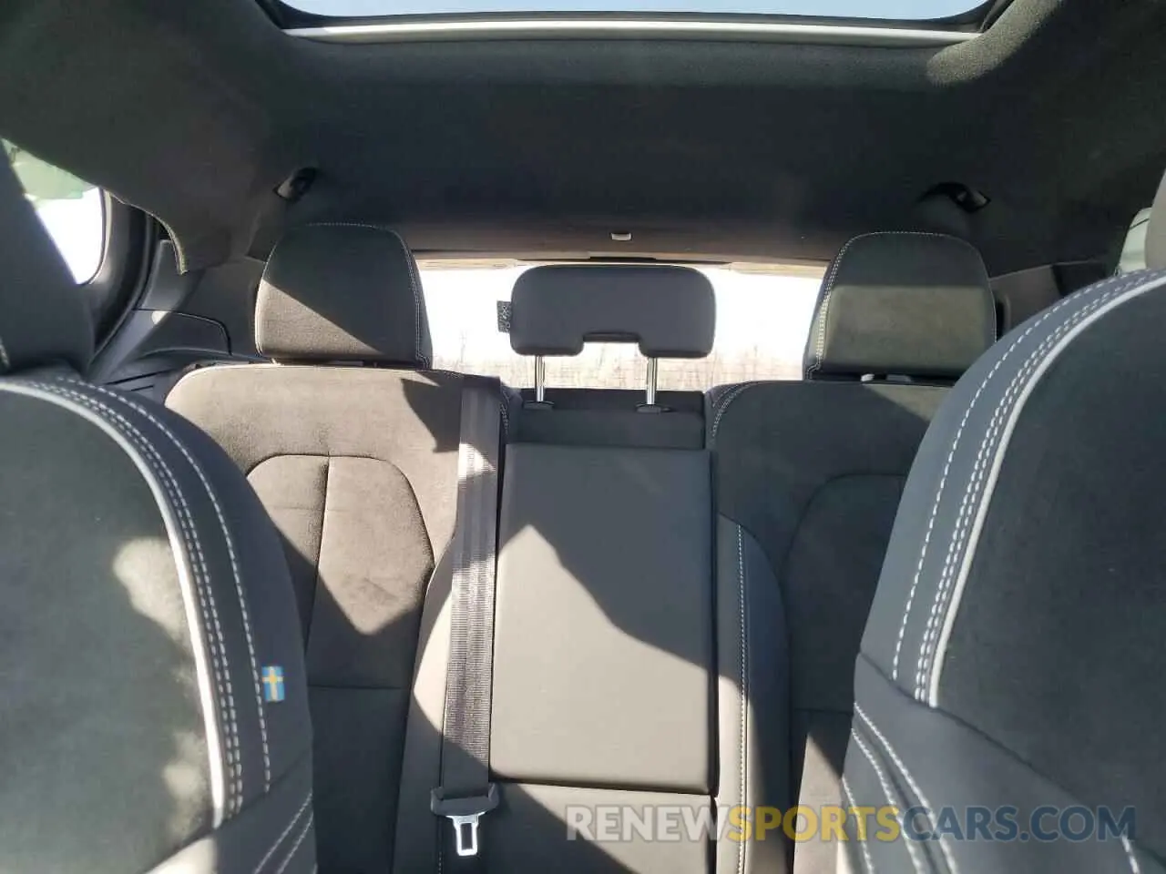 10 Photograph of a damaged car YV4L12UW4P2051131 VOLVO XC40 PLUS 2023