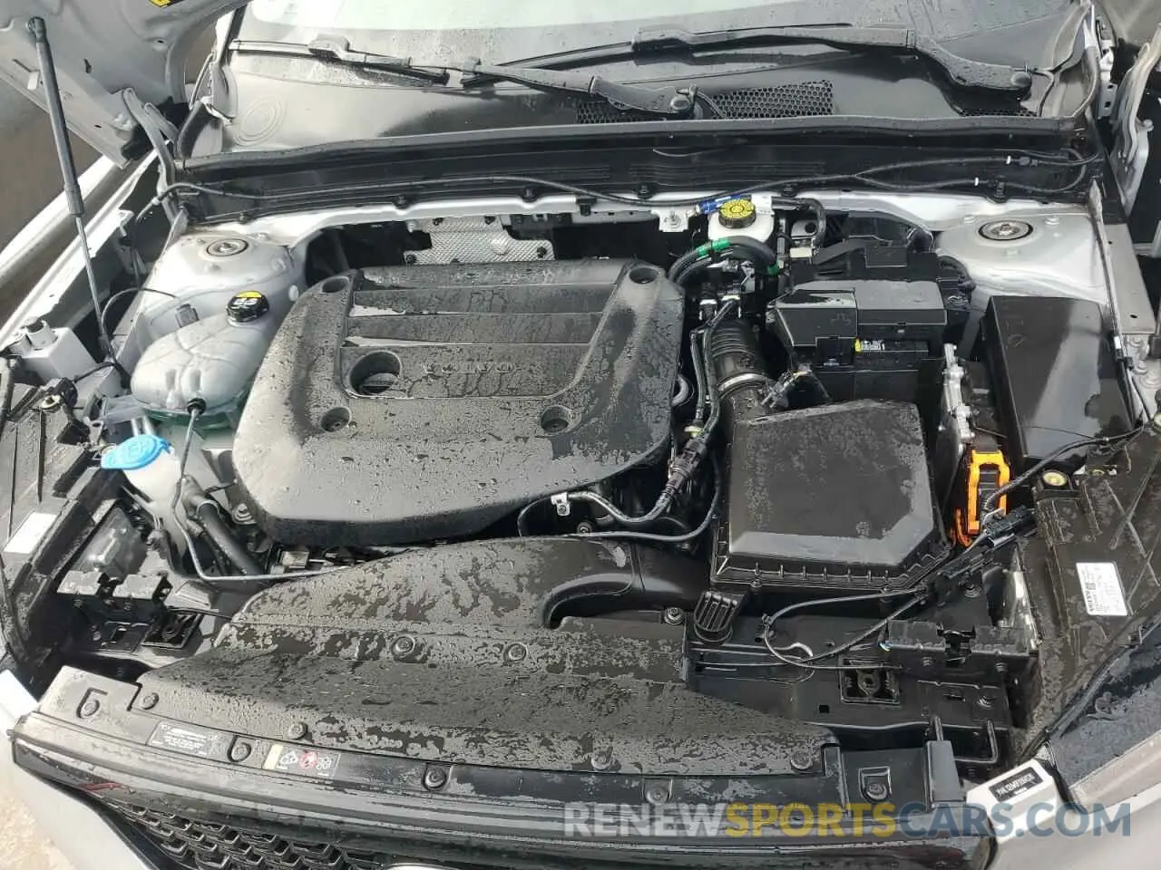 12 Photograph of a damaged car YV4L12UW6P2064530 VOLVO XC40 PLUS 2023