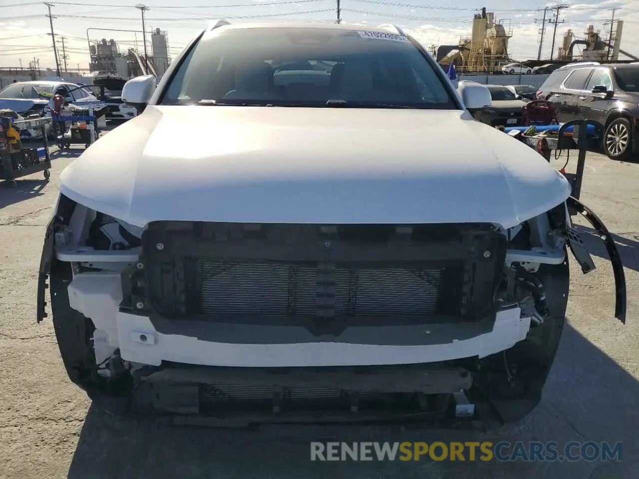 5 Photograph of a damaged car YV4L12UE2R2343984 VOLVO XC40 PLUS 2024