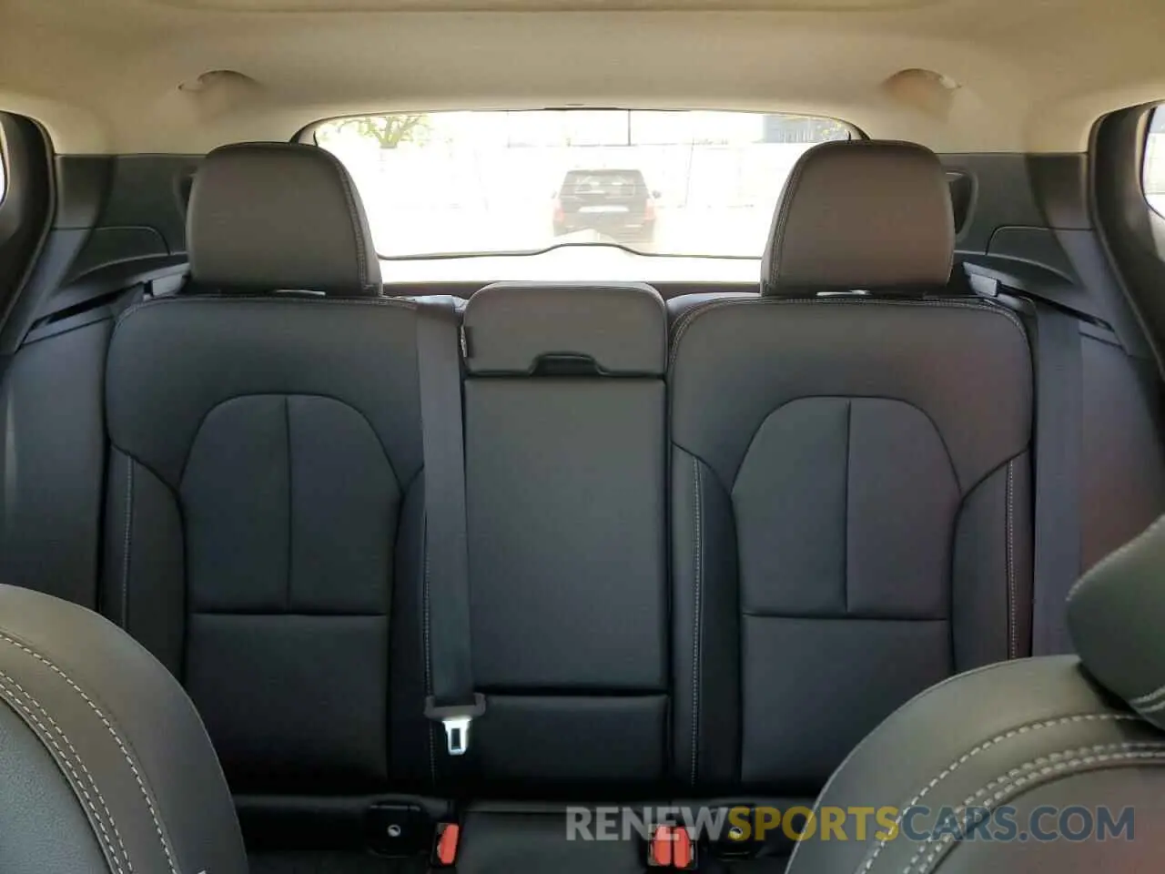 10 Photograph of a damaged car YV4L12UE4R2366179 VOLVO XC40 PLUS 2024