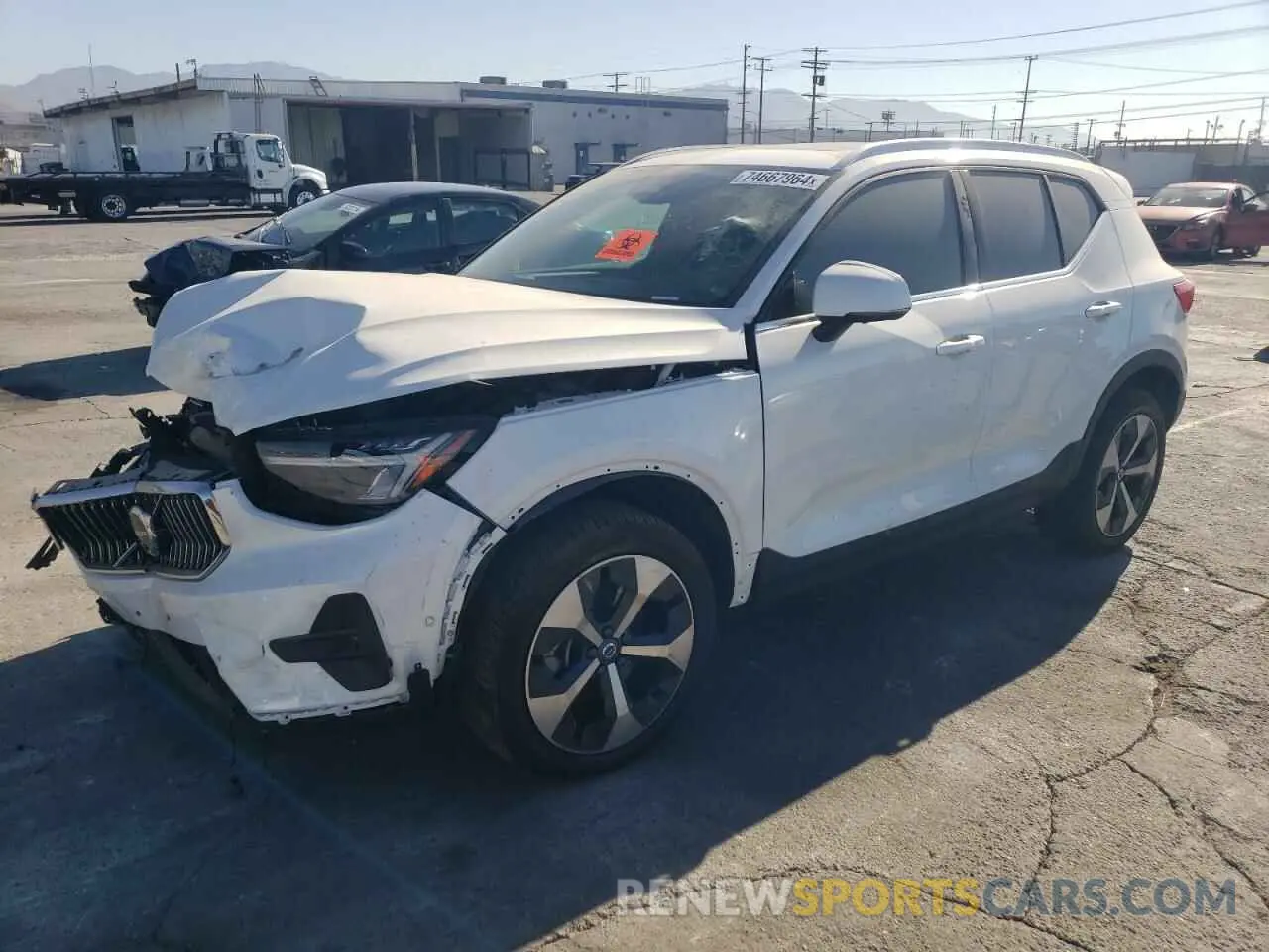 1 Photograph of a damaged car YV4L12UE5R2323826 VOLVO XC40 PLUS 2024