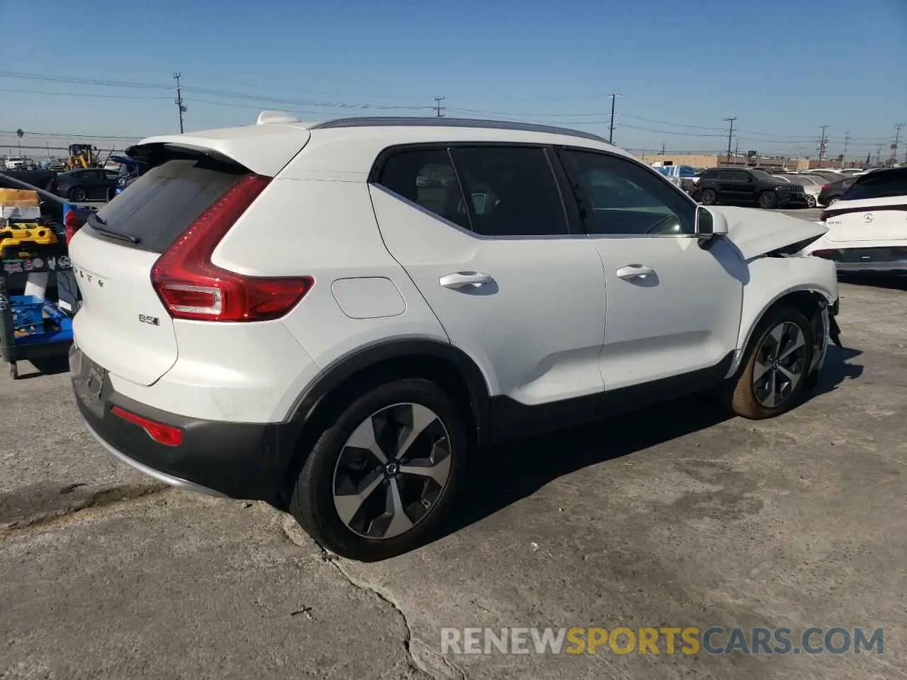 3 Photograph of a damaged car YV4L12UE5R2323826 VOLVO XC40 PLUS 2024