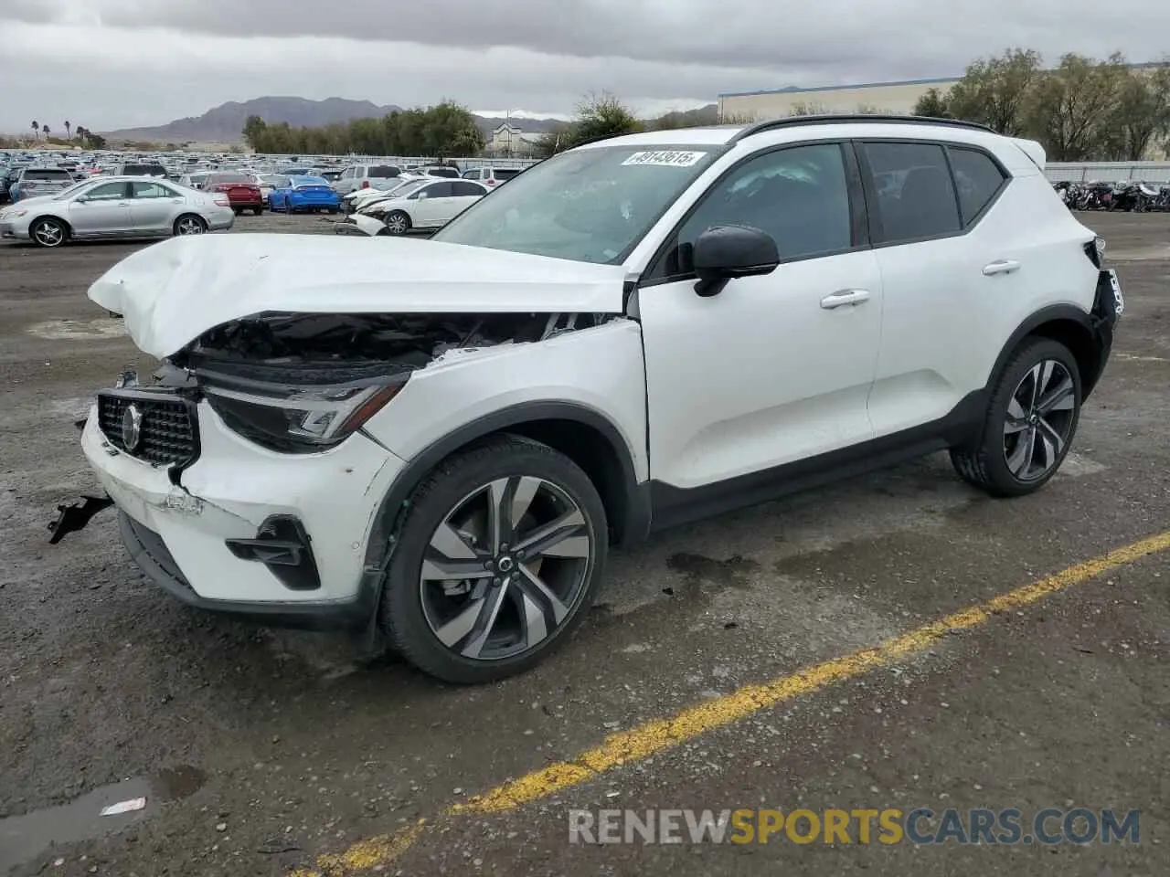 1 Photograph of a damaged car YV4L12UL0R2272976 VOLVO XC40 PLUS 2024