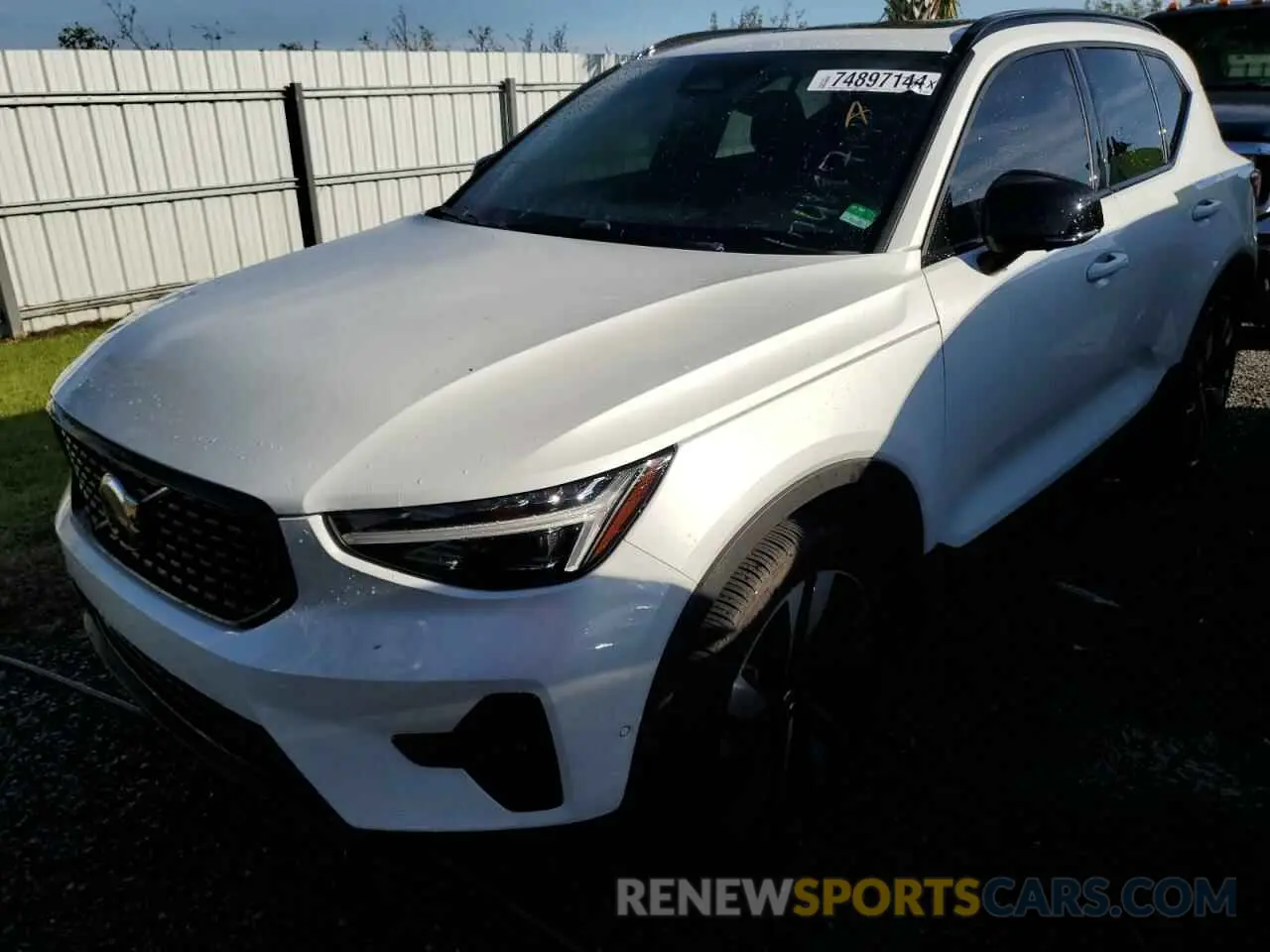 1 Photograph of a damaged car YV4L12UL5R2202695 VOLVO XC40 PLUS 2024