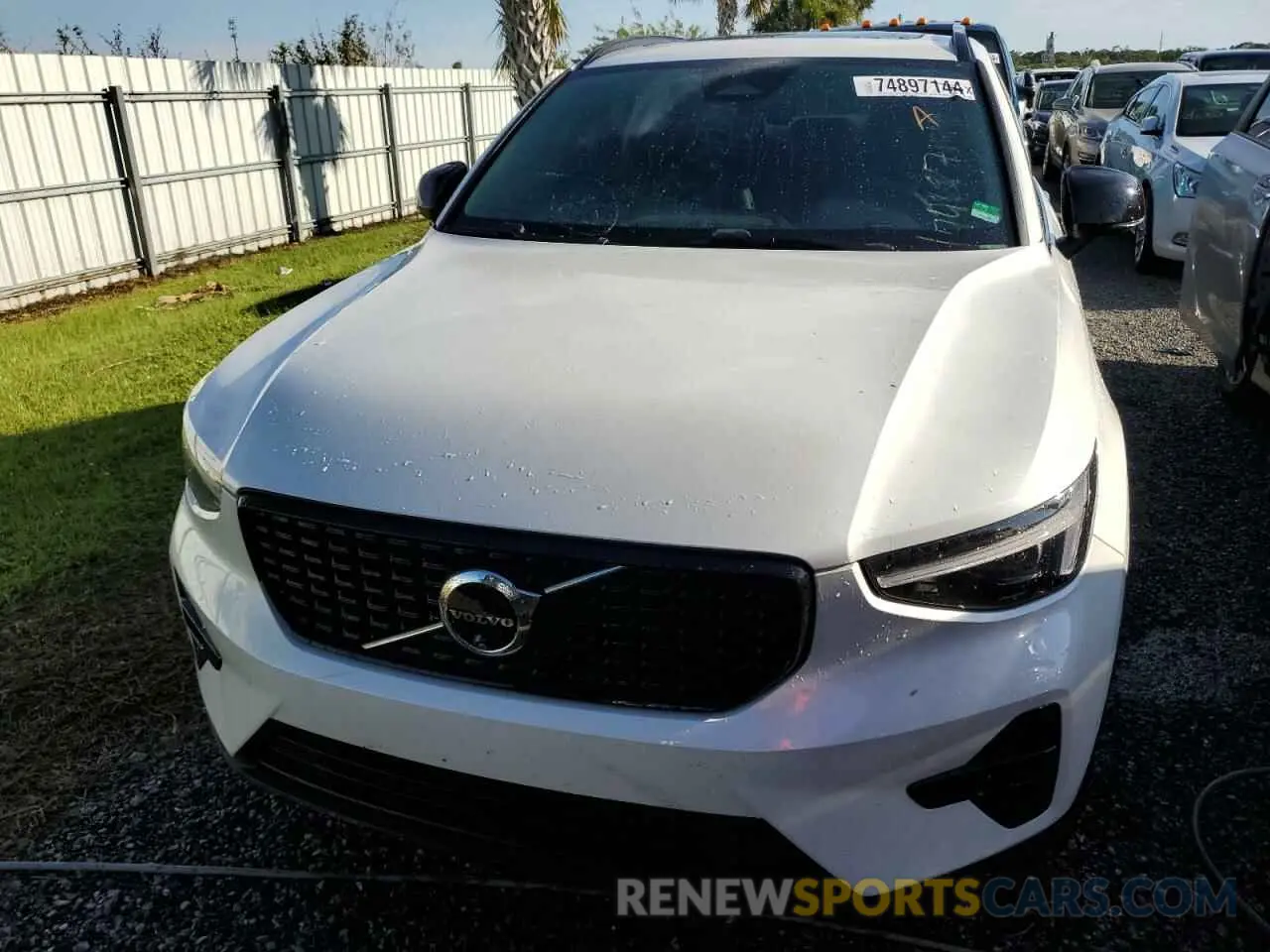 5 Photograph of a damaged car YV4L12UL5R2202695 VOLVO XC40 PLUS 2024