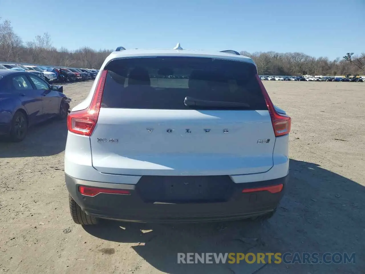 6 Photograph of a damaged car YV4L12UL5R2363368 VOLVO XC40 PLUS 2024