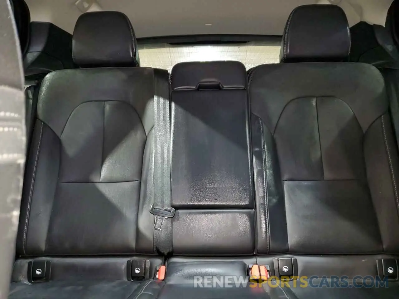 10 Photograph of a damaged car YV4L12UL8R2329506 VOLVO XC40 PLUS 2024