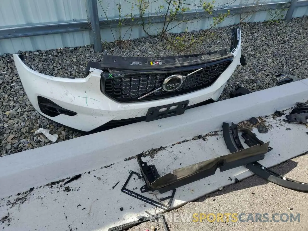 12 Photograph of a damaged car YV4L12UL8R2341509 VOLVO XC40 PLUS 2024