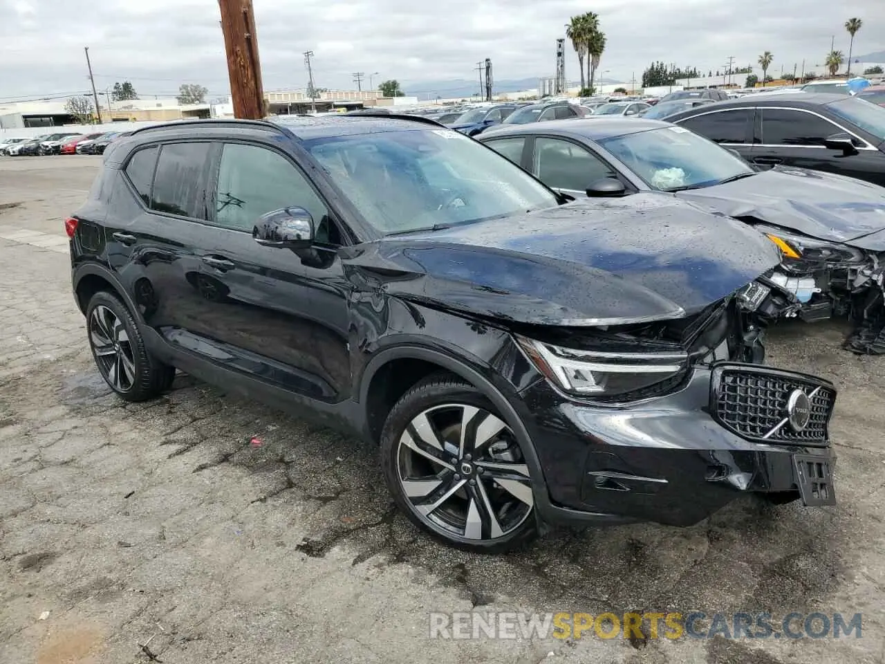 4 Photograph of a damaged car YV4L12UC8S2523037 VOLVO XC40 PLUS 2025