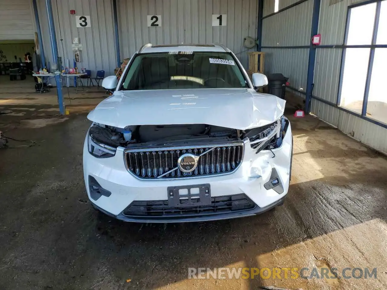 5 Photograph of a damaged car YV4L12UE0S2480881 VOLVO XC40 PLUS 2025