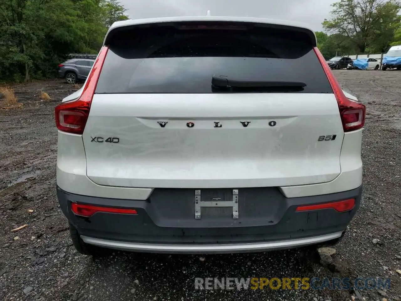 6 Photograph of a damaged car YV4L12UE3S2503506 VOLVO XC40 PLUS 2025