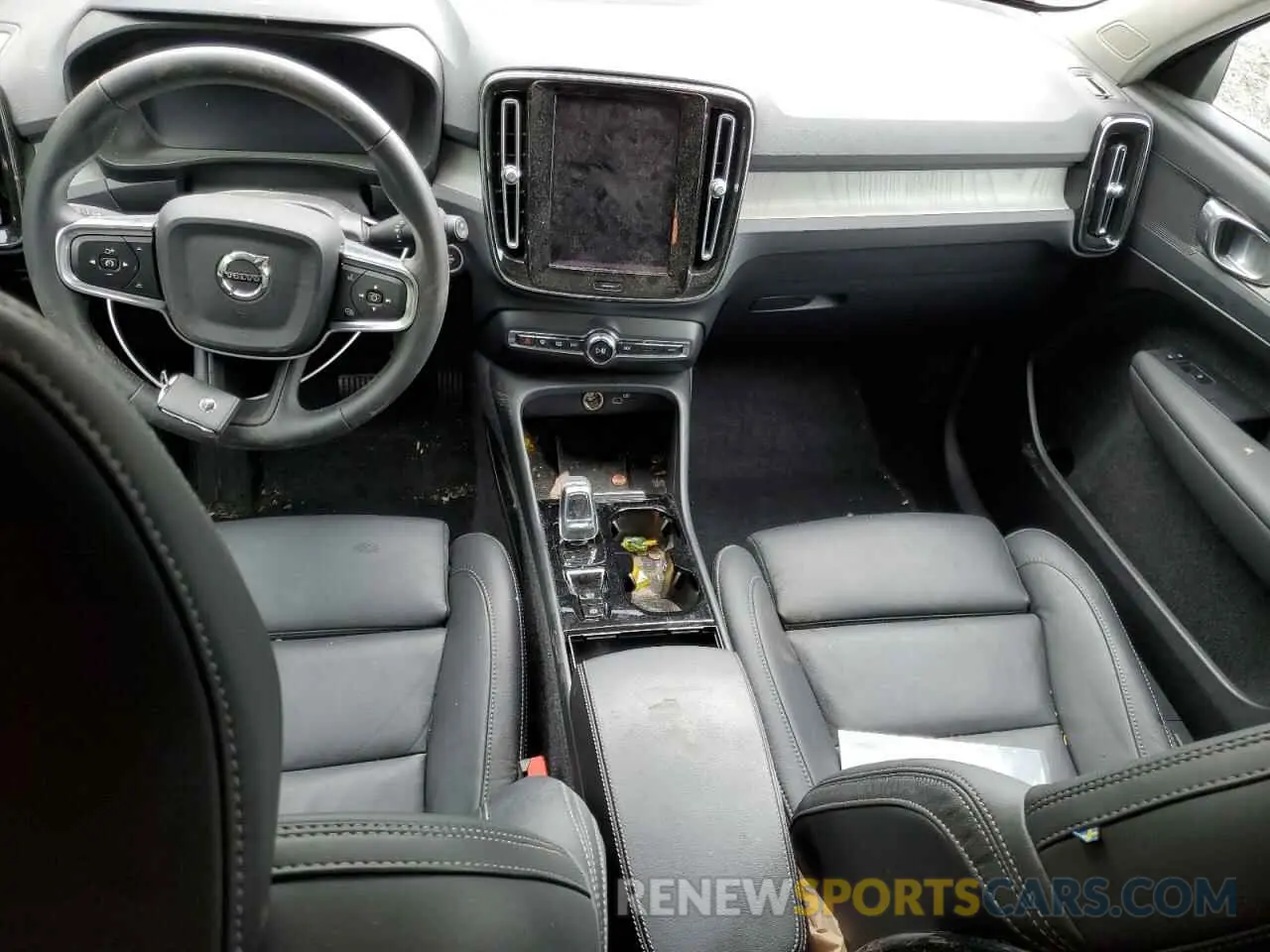 8 Photograph of a damaged car YV4L12UE3S2503506 VOLVO XC40 PLUS 2025