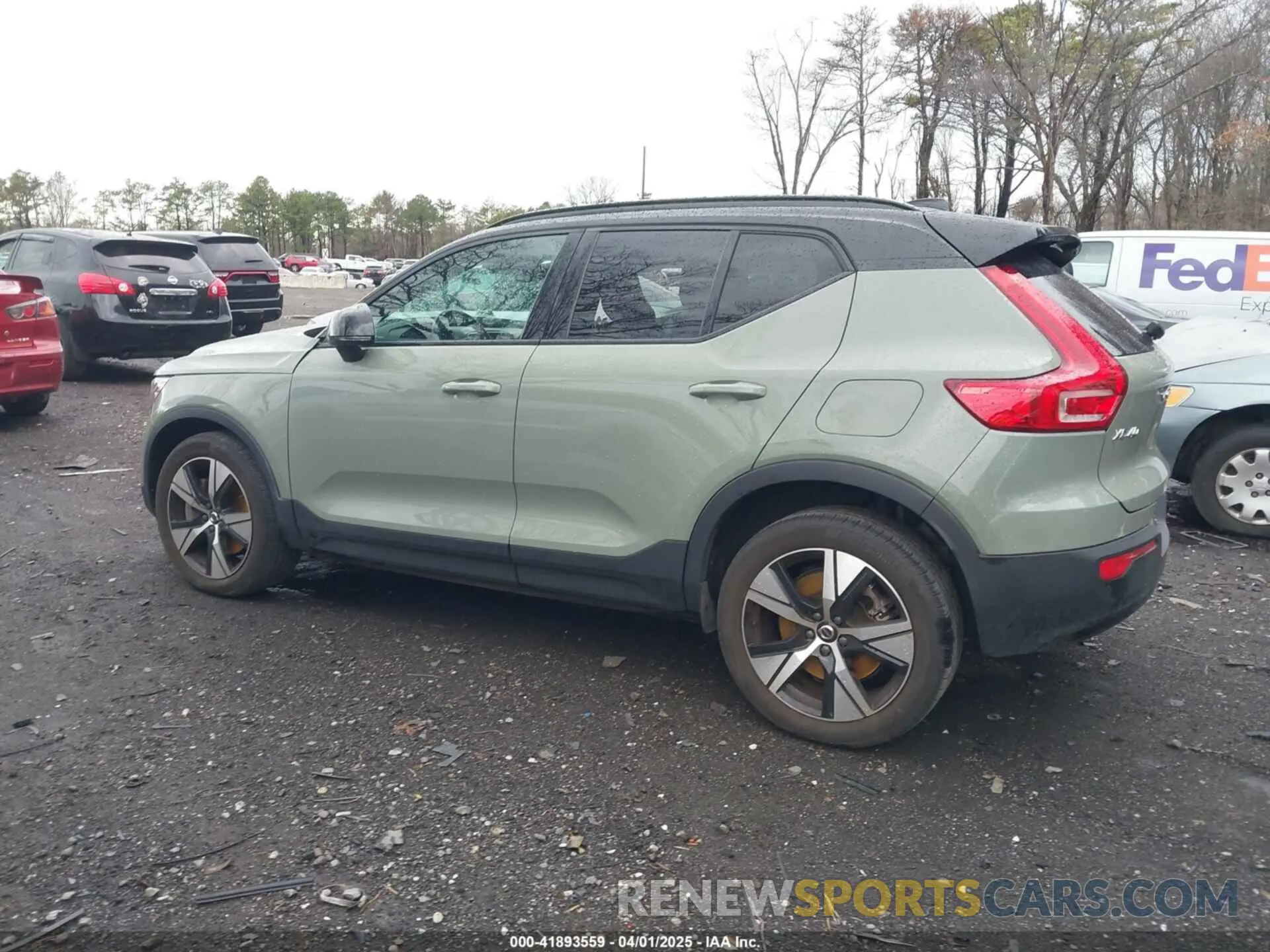 14 Photograph of a damaged car YV4ED3UR4M2525316 VOLVO XC40 RECHARGE PURE ELECTRIC 2021