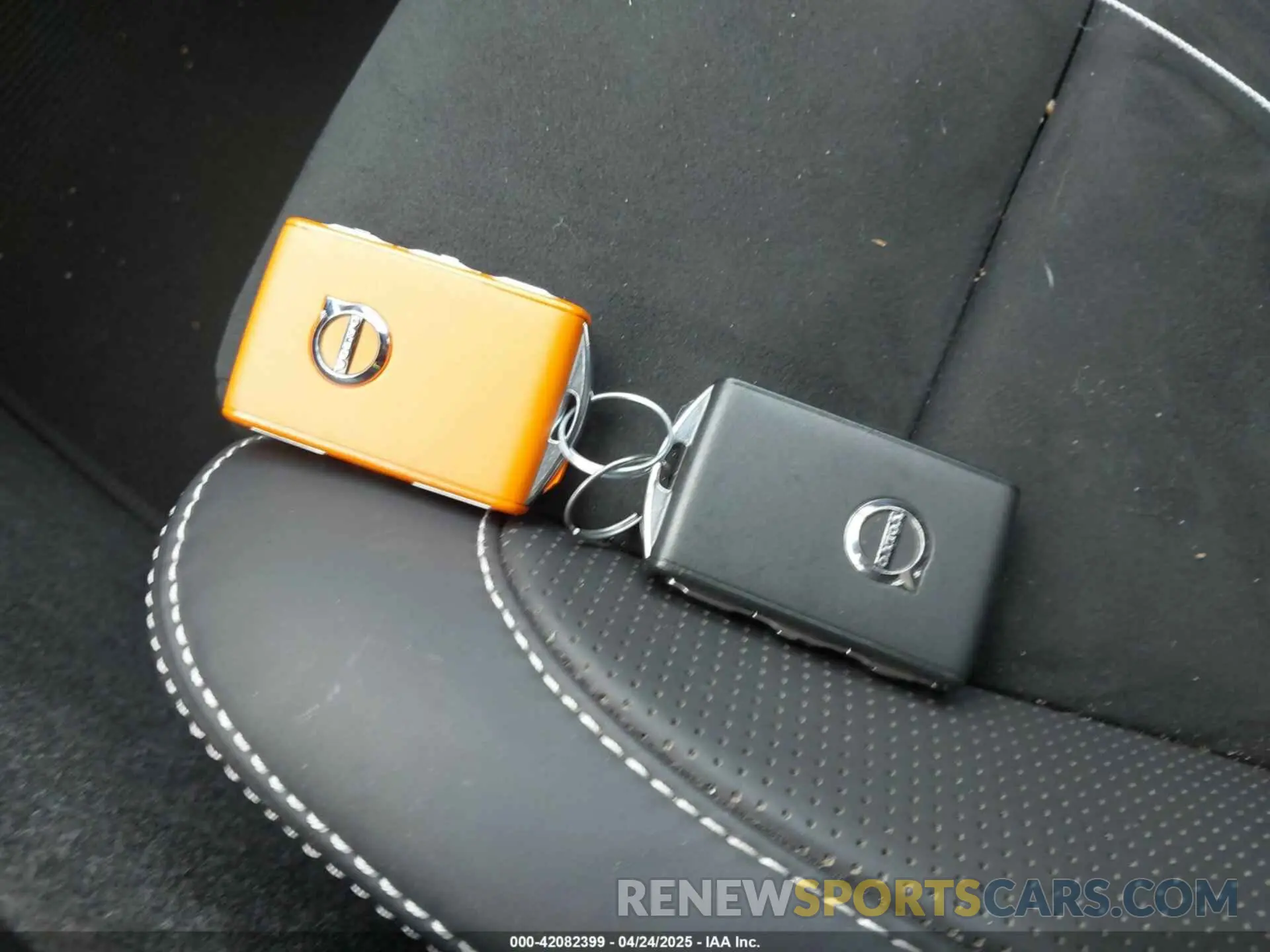 11 Photograph of a damaged car YV4ED3UR9M2600401 VOLVO XC40 RECHARGE PURE ELECTRIC 2021