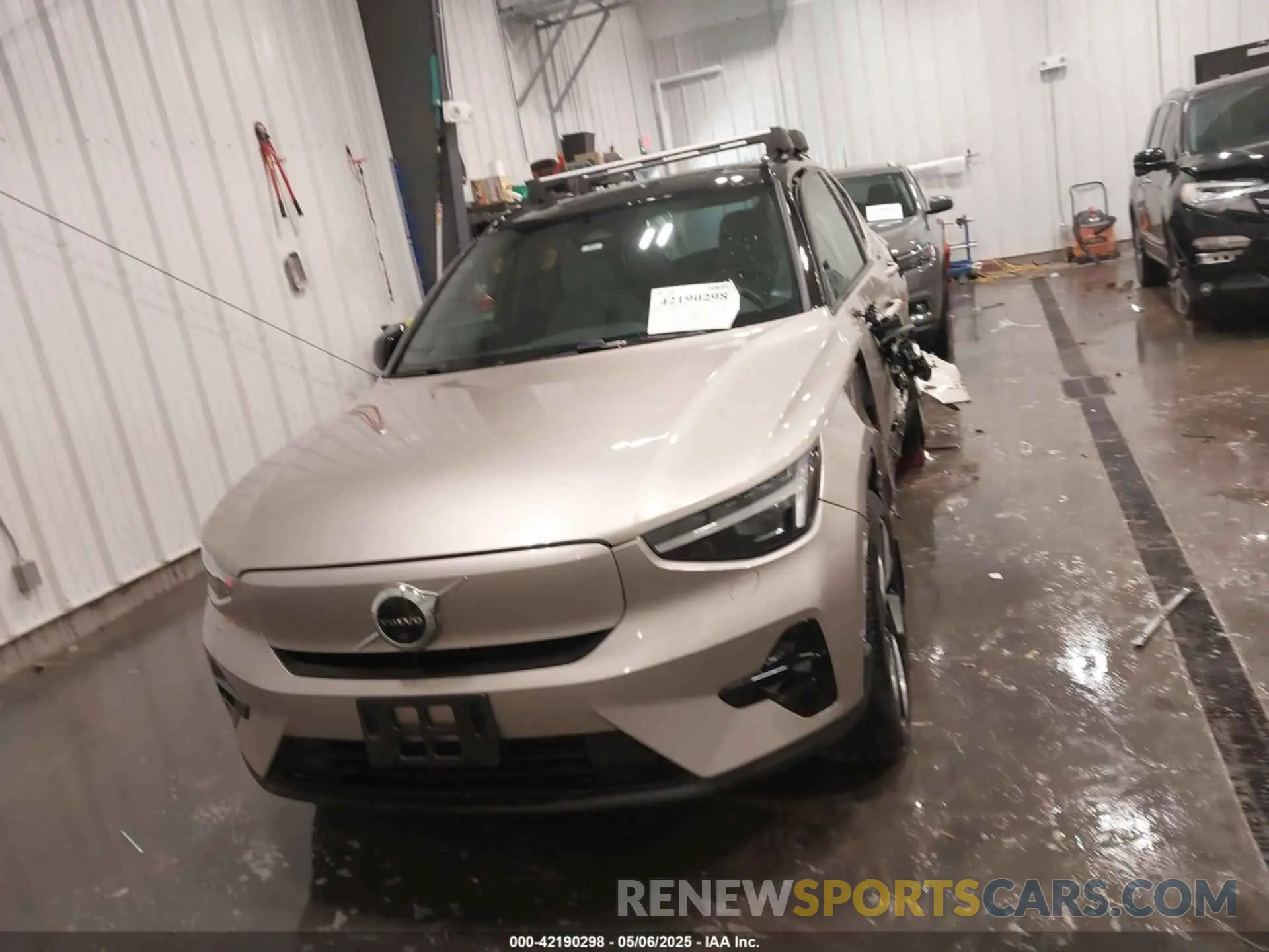 13 Photograph of a damaged car YV4ED3UM1P2023016 VOLVO XC40 RECHARGE PURE ELECTRIC 2023