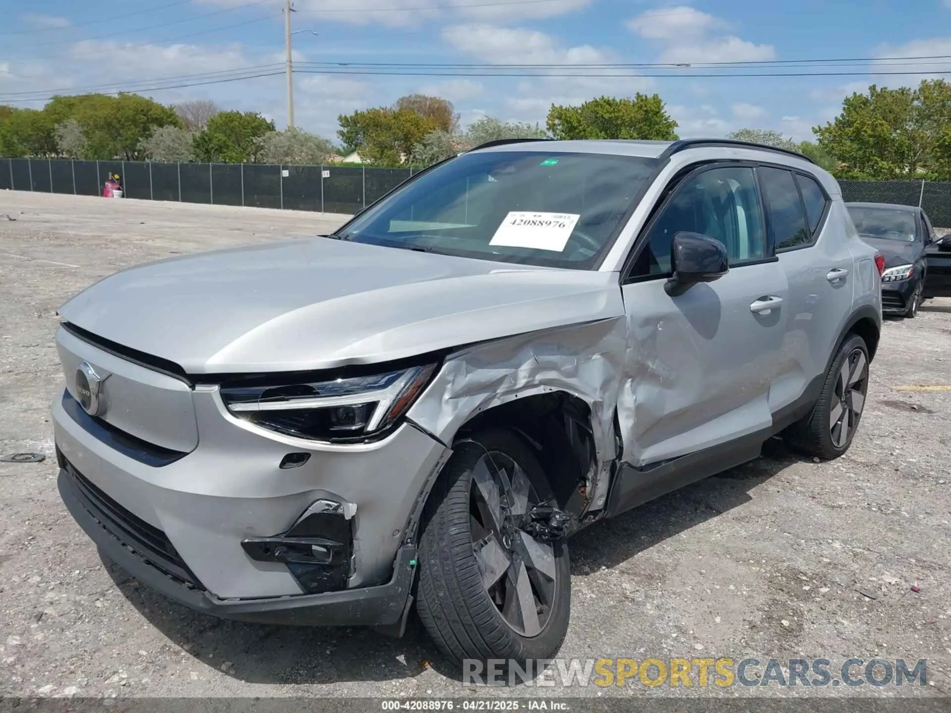 6 Photograph of a damaged car YV4ED3UM5P2029904 VOLVO XC40 RECHARGE PURE ELECTRIC 2023