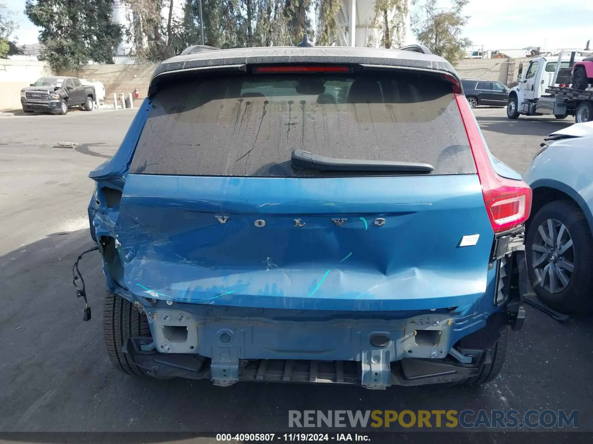 17 Photograph of a damaged car YV4ED3UM5P2085342 VOLVO XC40 RECHARGE PURE ELECTRIC 2023