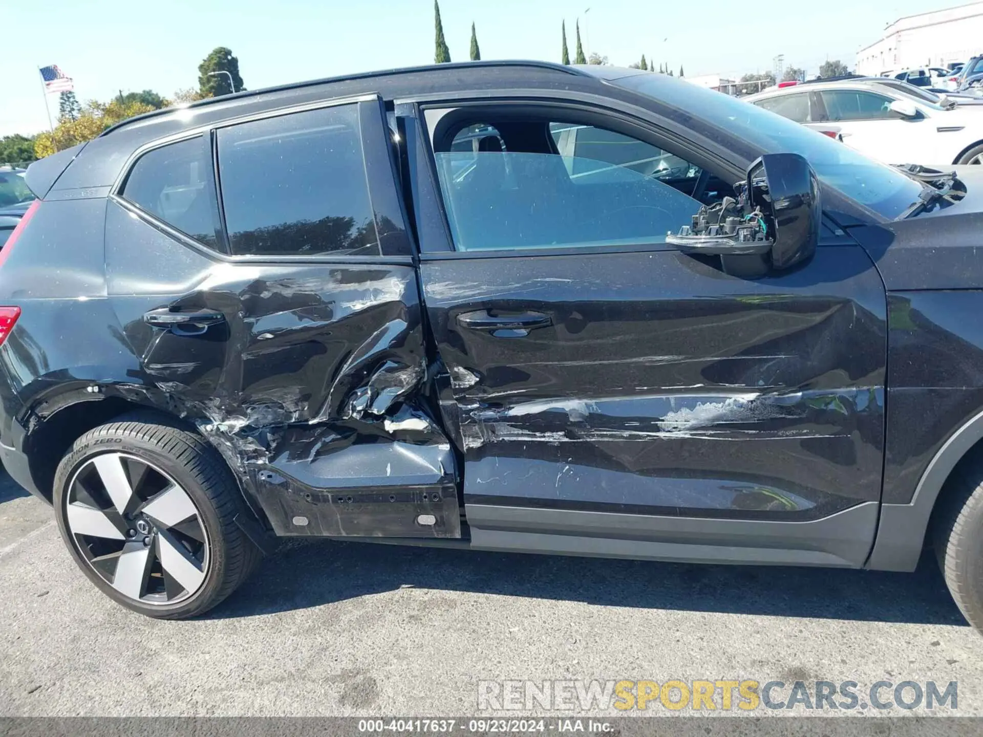 13 Photograph of a damaged car YV4ED3UM7P2951381 VOLVO XC40 RECHARGE PURE ELECTRIC 2023
