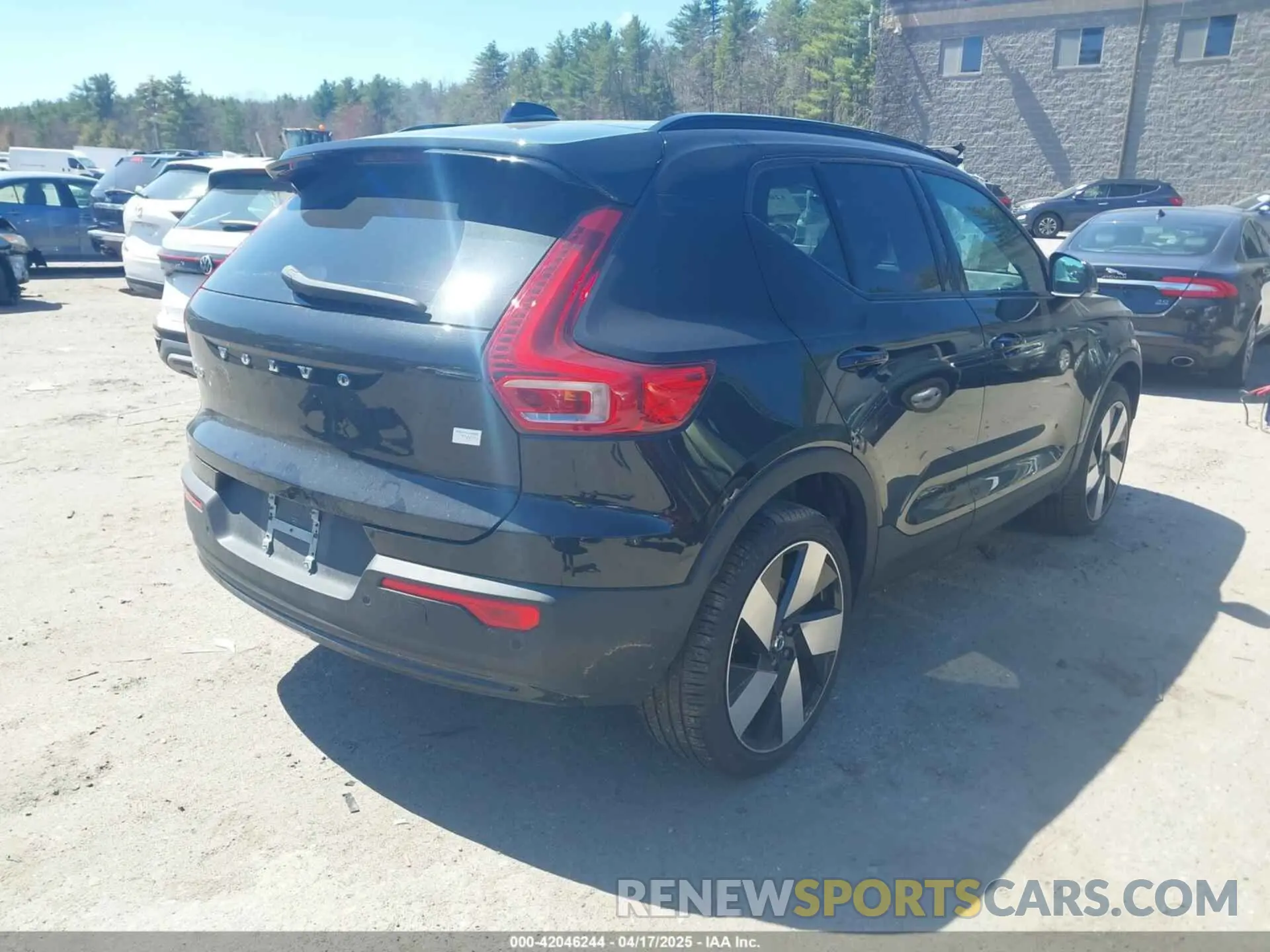 4 Photograph of a damaged car YV4ER3XL5R2273804 VOLVO XC40 RECHARGE PURE ELECTRIC 2024