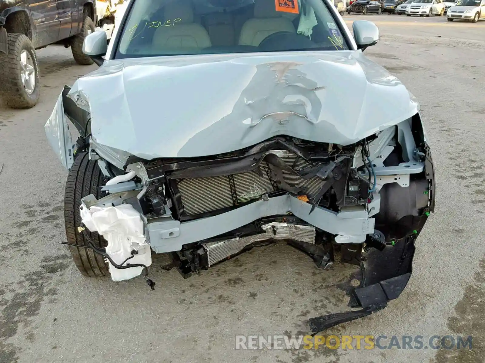 9 Photograph of a damaged car YV4162UK6K2048701 VOLVO XC40 T5 2019