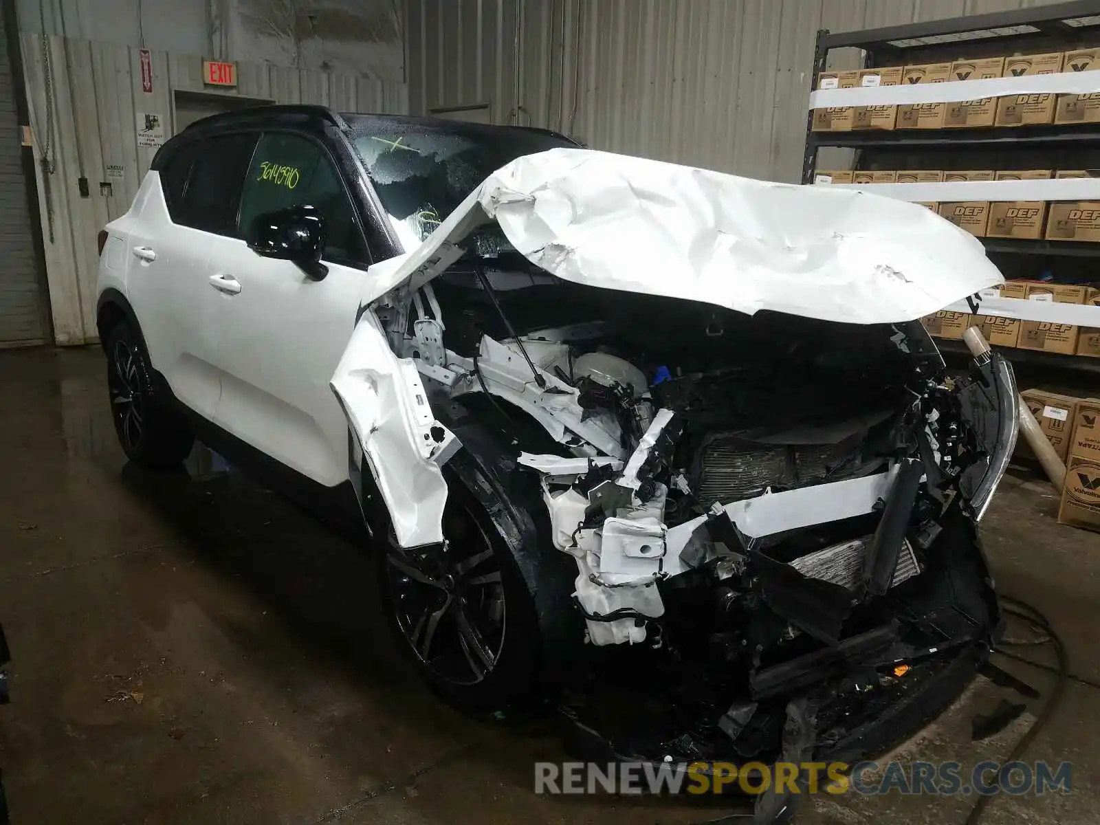 1 Photograph of a damaged car YV4162UM5K2078712 VOLVO XC40 T5 R- 2019