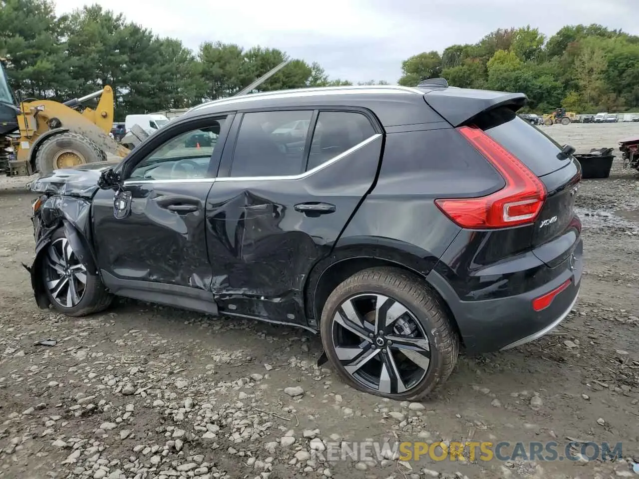 2 Photograph of a damaged car YV4L12UF0R2313942 VOLVO XC40 ULTIM 2024