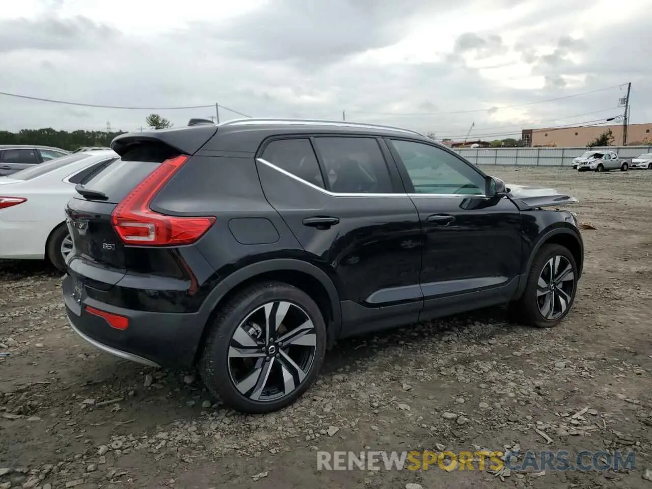 3 Photograph of a damaged car YV4L12UF0R2313942 VOLVO XC40 ULTIM 2024