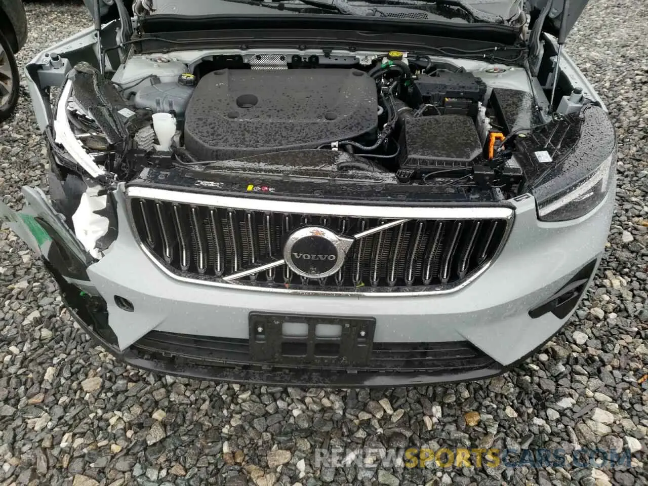 12 Photograph of a damaged car YV4L12UF0R2364650 VOLVO XC40 ULTIM 2024