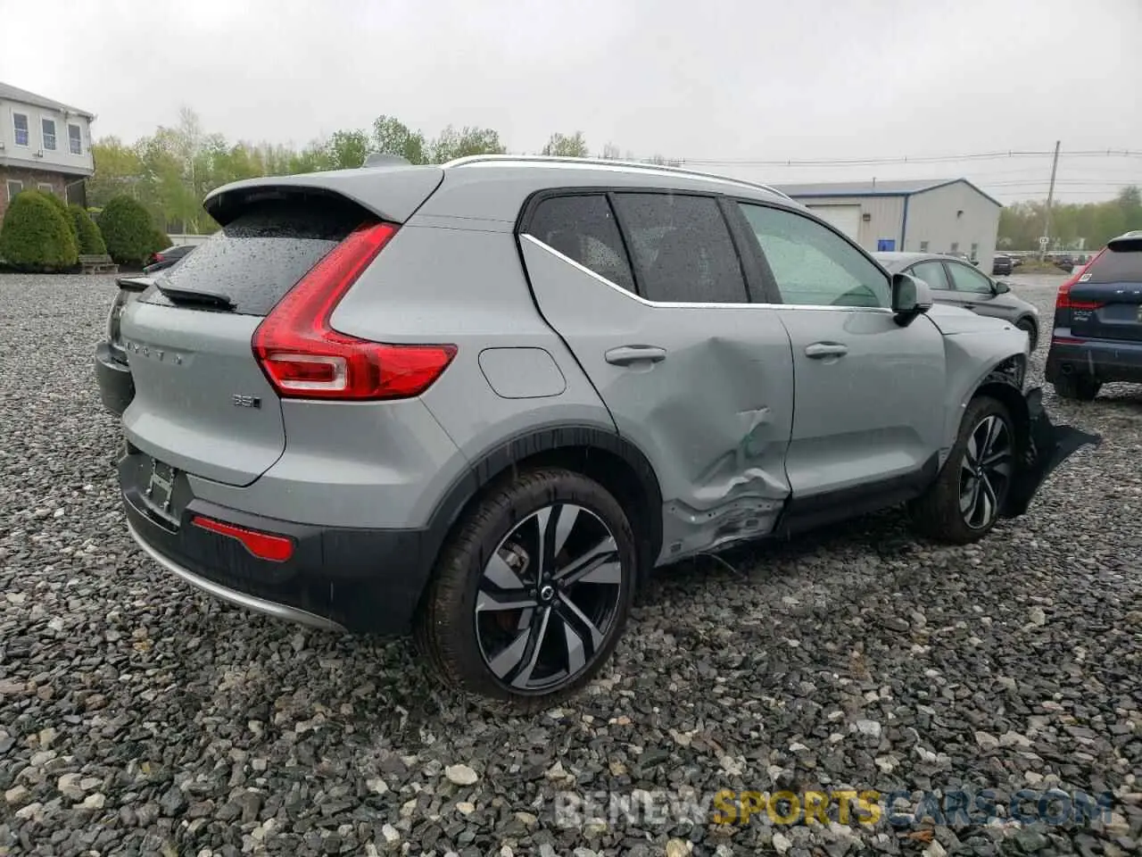 3 Photograph of a damaged car YV4L12UF0R2364650 VOLVO XC40 ULTIM 2024