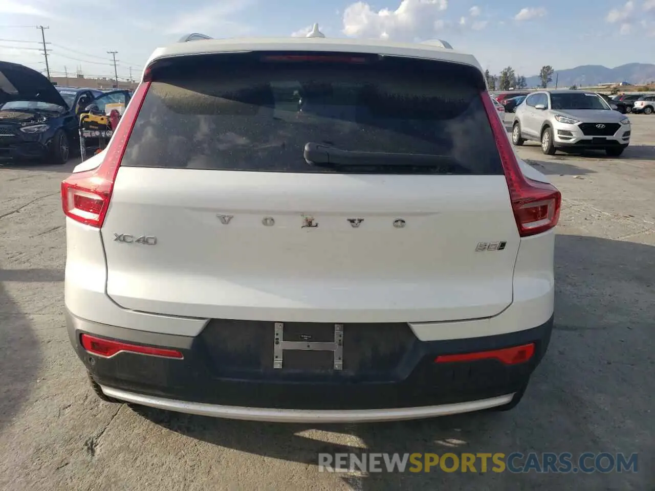6 Photograph of a damaged car YV4L12UF9R2331405 VOLVO XC40 ULTIM 2024