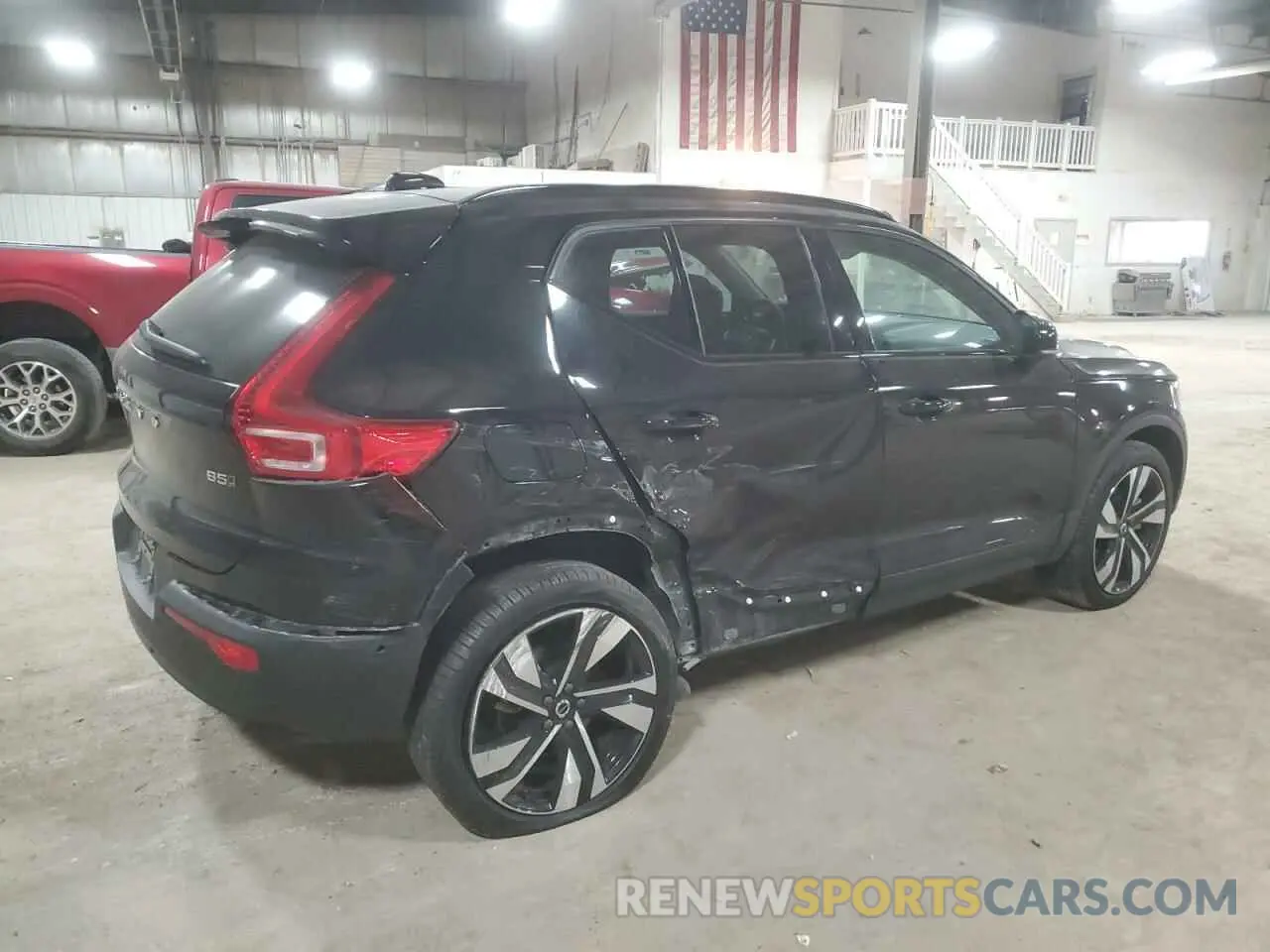 3 Photograph of a damaged car YV4L12UM3R2264427 VOLVO XC40 ULTIM 2024