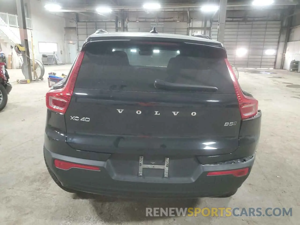 6 Photograph of a damaged car YV4L12UM3R2264427 VOLVO XC40 ULTIM 2024